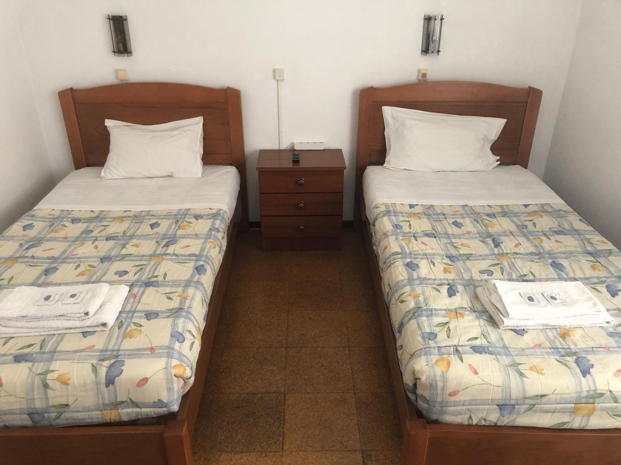 Coracoes Unidos "A Pensao" Apartment Alcobaca Luaran gambar
