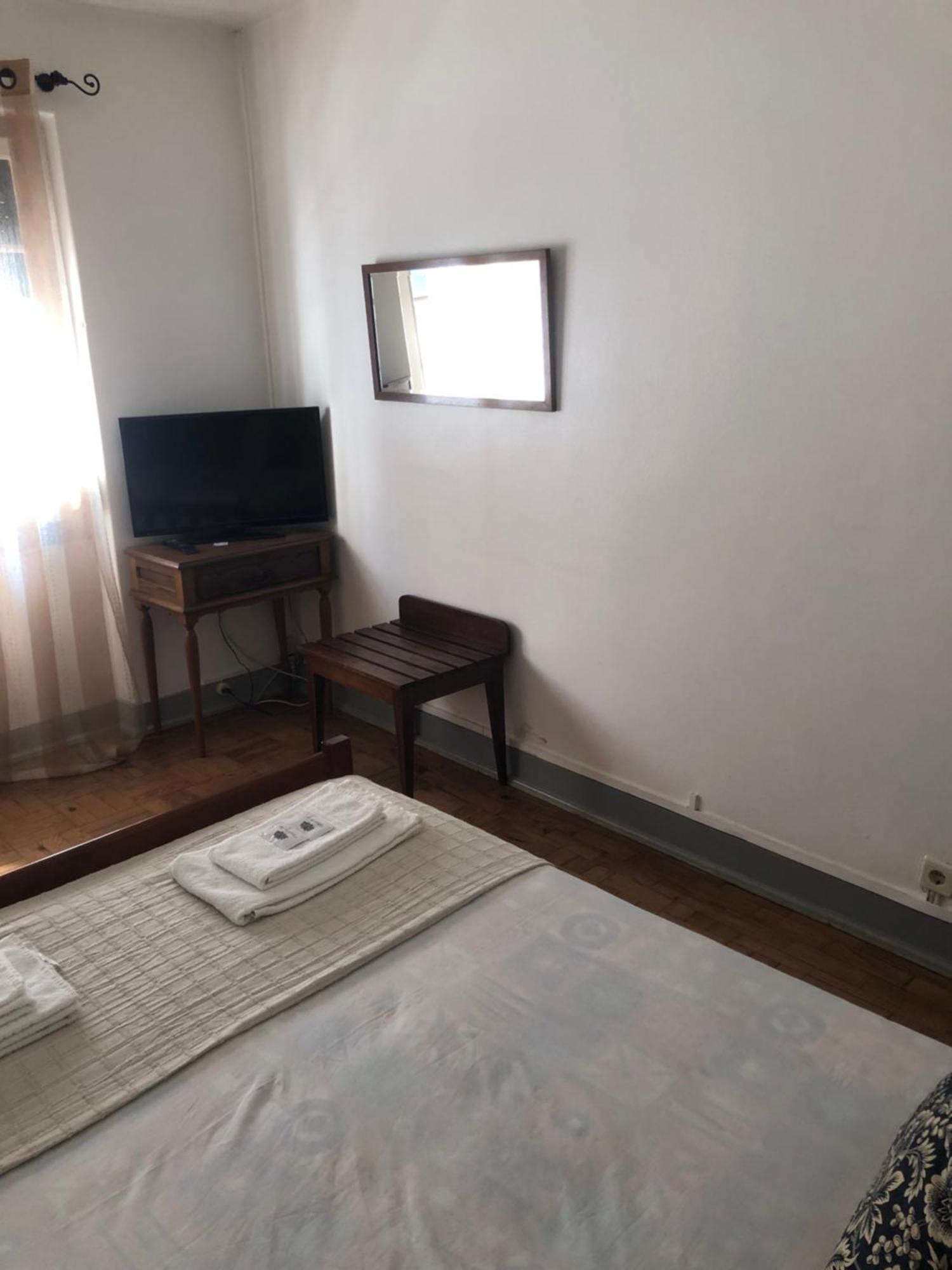 Coracoes Unidos "A Pensao" Apartment Alcobaca Luaran gambar